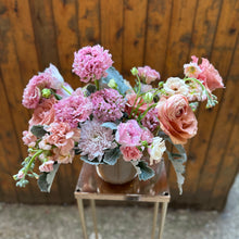 Load image into Gallery viewer, Vibrant Spring Small