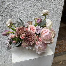 Load image into Gallery viewer, Strawberry Lilac Small