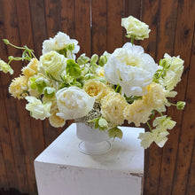 Load image into Gallery viewer, Lemon Merengue Small