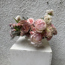 Load image into Gallery viewer, Strawberry Lilac Small
