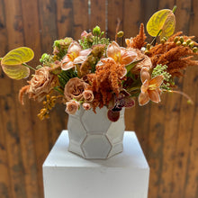 Load image into Gallery viewer, Honeycomb Large