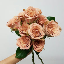 Load image into Gallery viewer, Thanksgiving Bouquet Petite